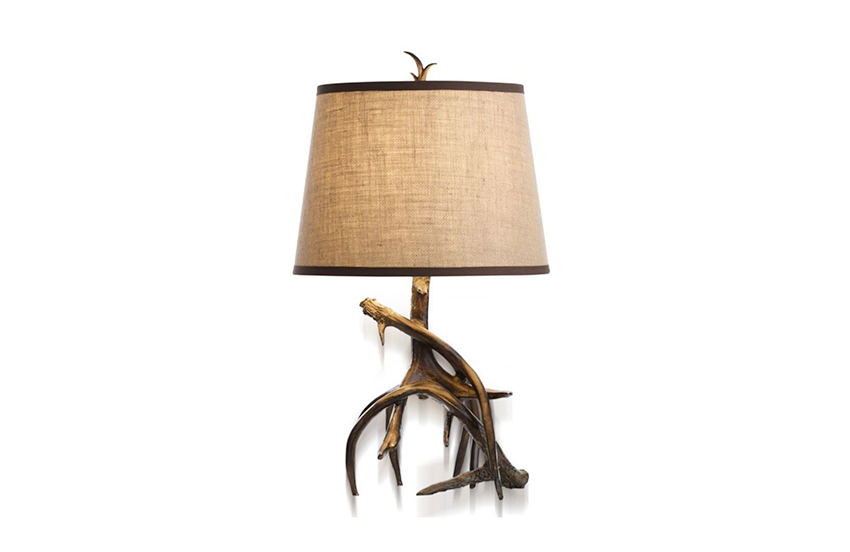 Deer antler lamp